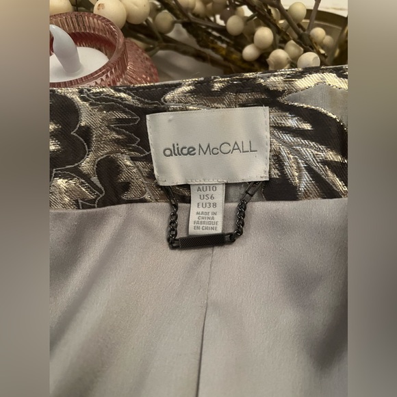 Alice McCall jacquard gray/silver blazer jacket w/ ostrich feather sleeve - US 6 - Picture 3 of 12